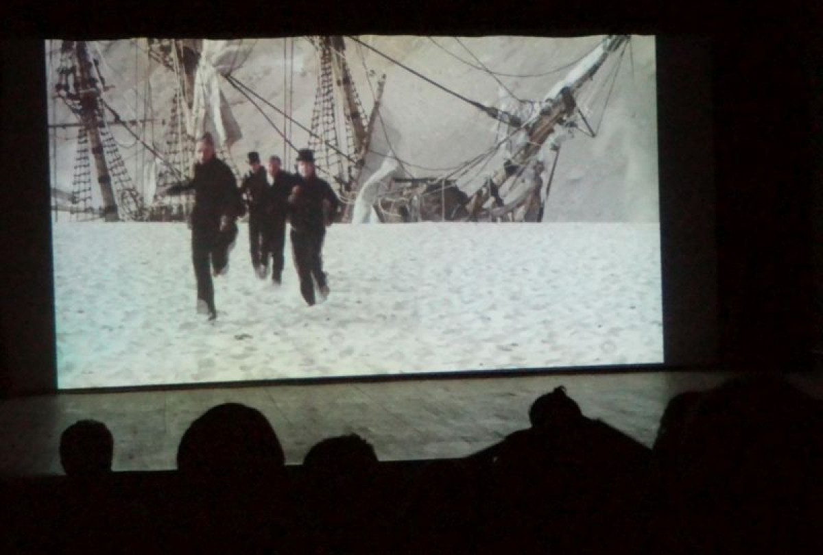 im Kino © Jörn Staeger